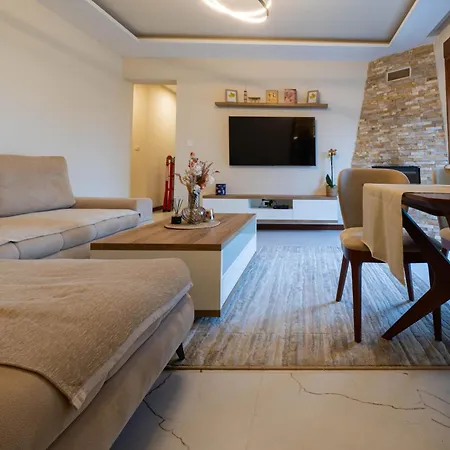 Villa Oaza Mira